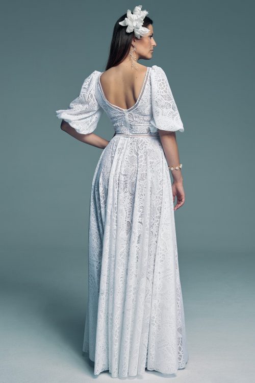 Biała suknia ślubna z koronki z koronkowym rękawem Santorini 10