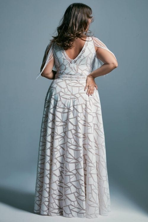 Plus size wedding dress in African pattern with elastic lace Santorini 3 plus size