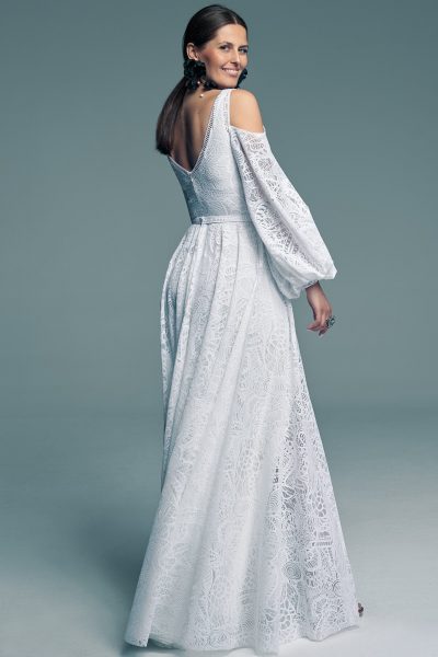 Suknia ślubna z rękawem i odkrytymi ramionami z białą podszewką Santorini 14