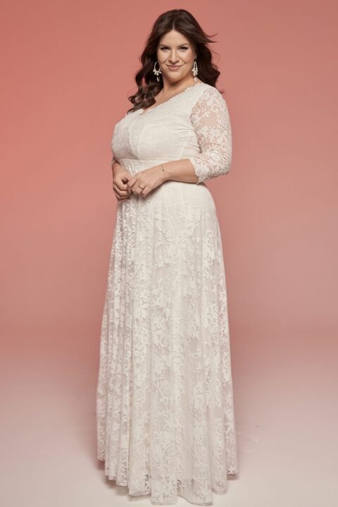 suknia ślubna z długimi rękawami, haftowana, w kolorze białym, o długości do kostek