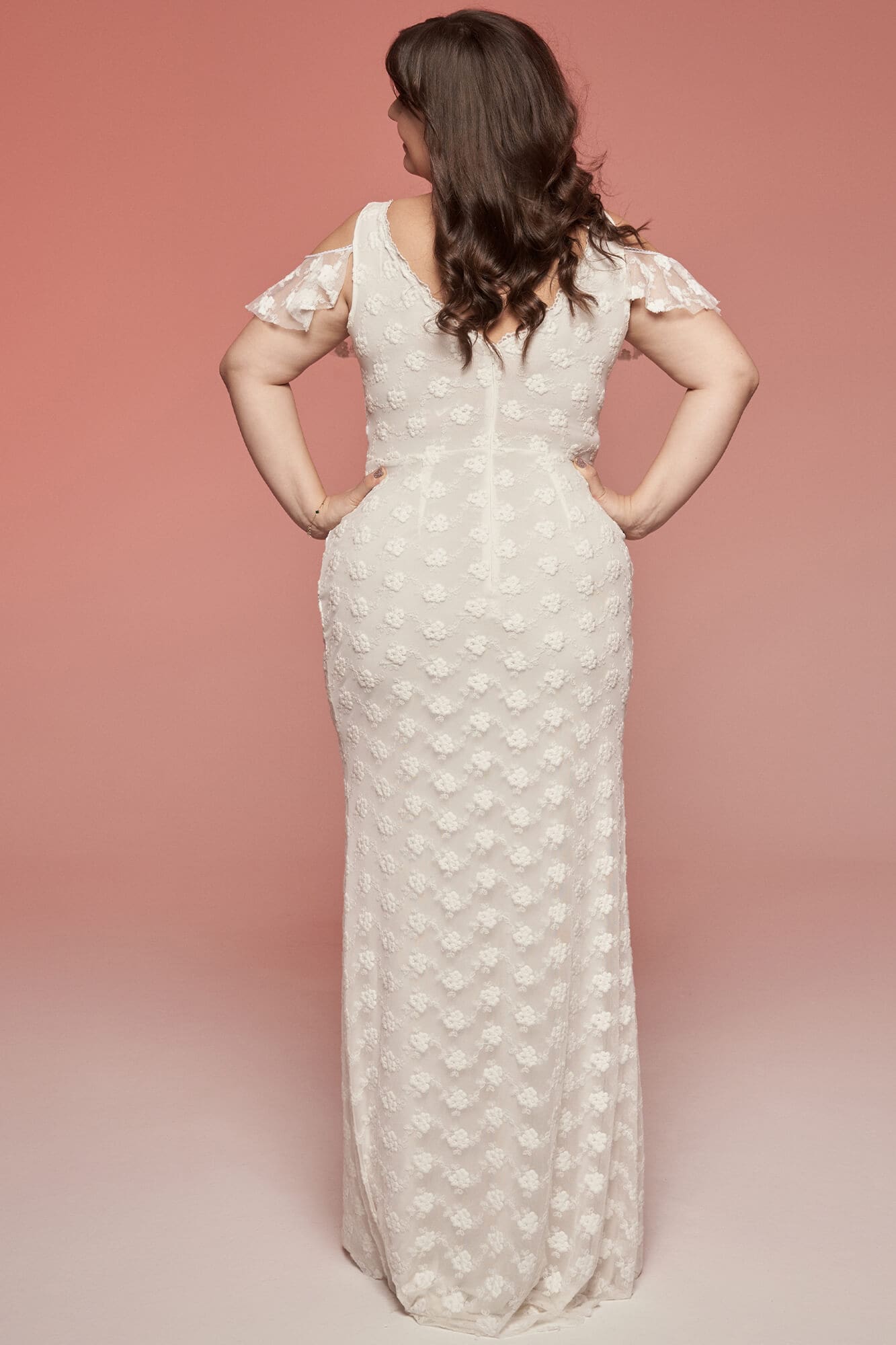 Suknia ślubna plus size Barcelona 22 - obrazek 3