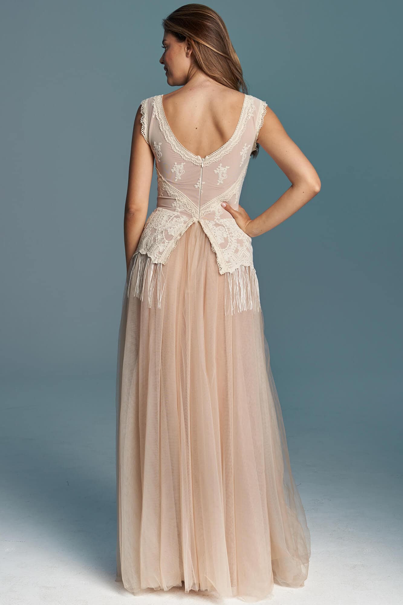 Suknia ślubna 10 - wyprzedaż cyrkularna - obrazek 2