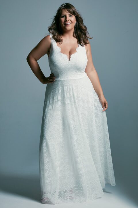 Suknia ślubna plus size Porto 41
